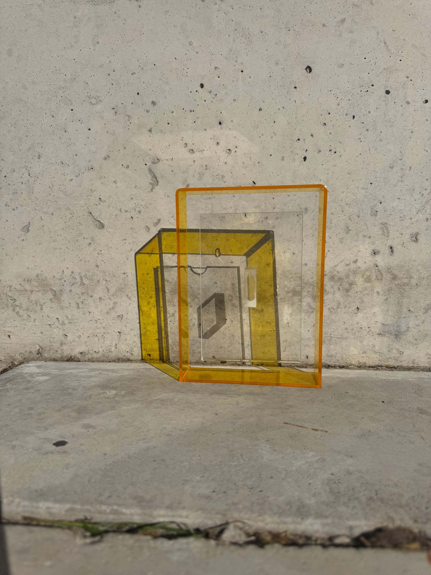 Marco Acrílico Amarillo