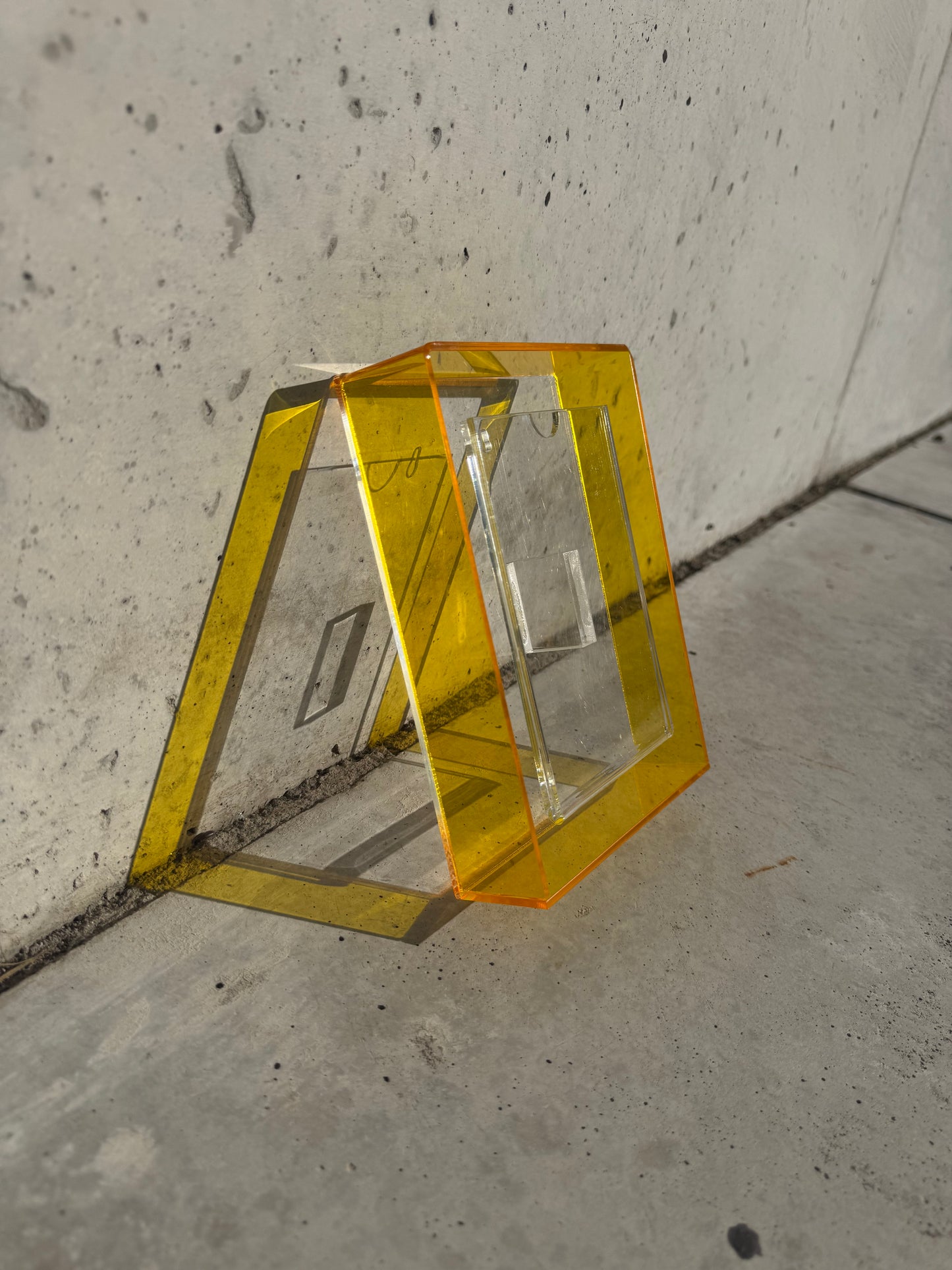 Marco Acrílico Amarillo
